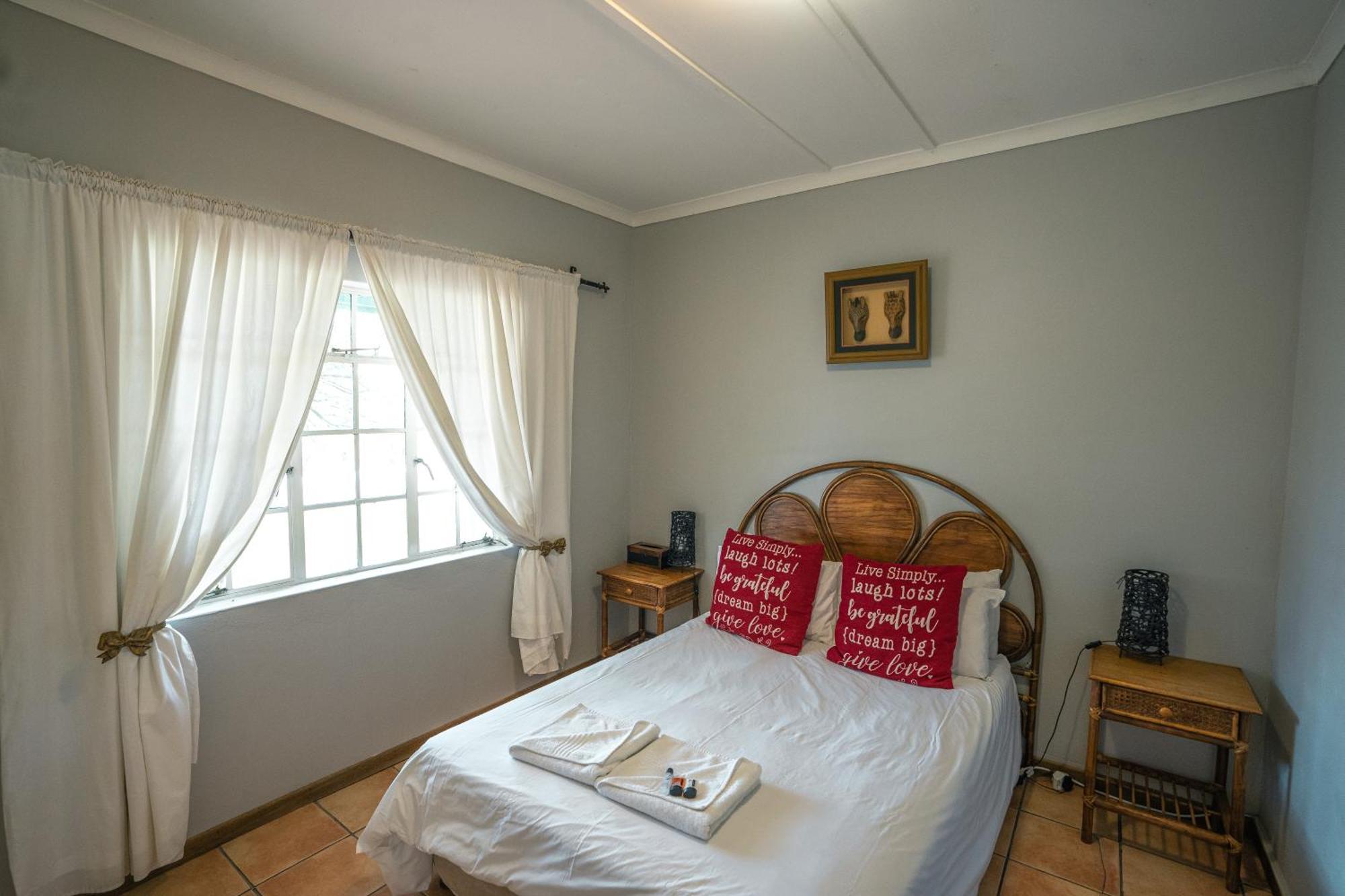 Olive Grove Guest Farm Villa Beaufort West Bagian luar foto