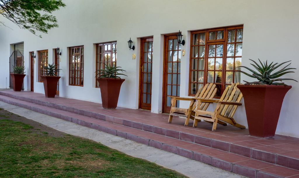 Olive Grove Guest Farm Villa Beaufort West Bagian luar foto